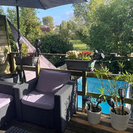 Ferienhaus Maison Entierement Climatisee Avec Terrasse Et Piscine Bordeaux